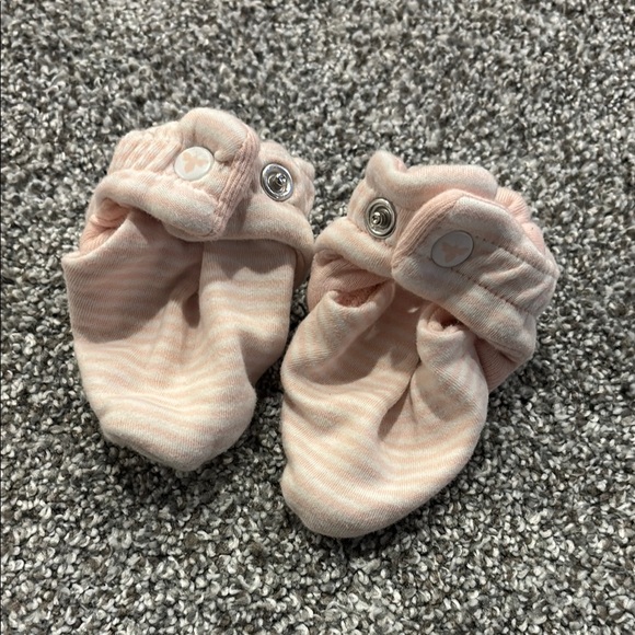 Burt’s Bees Pink Striped Baby Booties 3-6 months - Picture 1 of 6